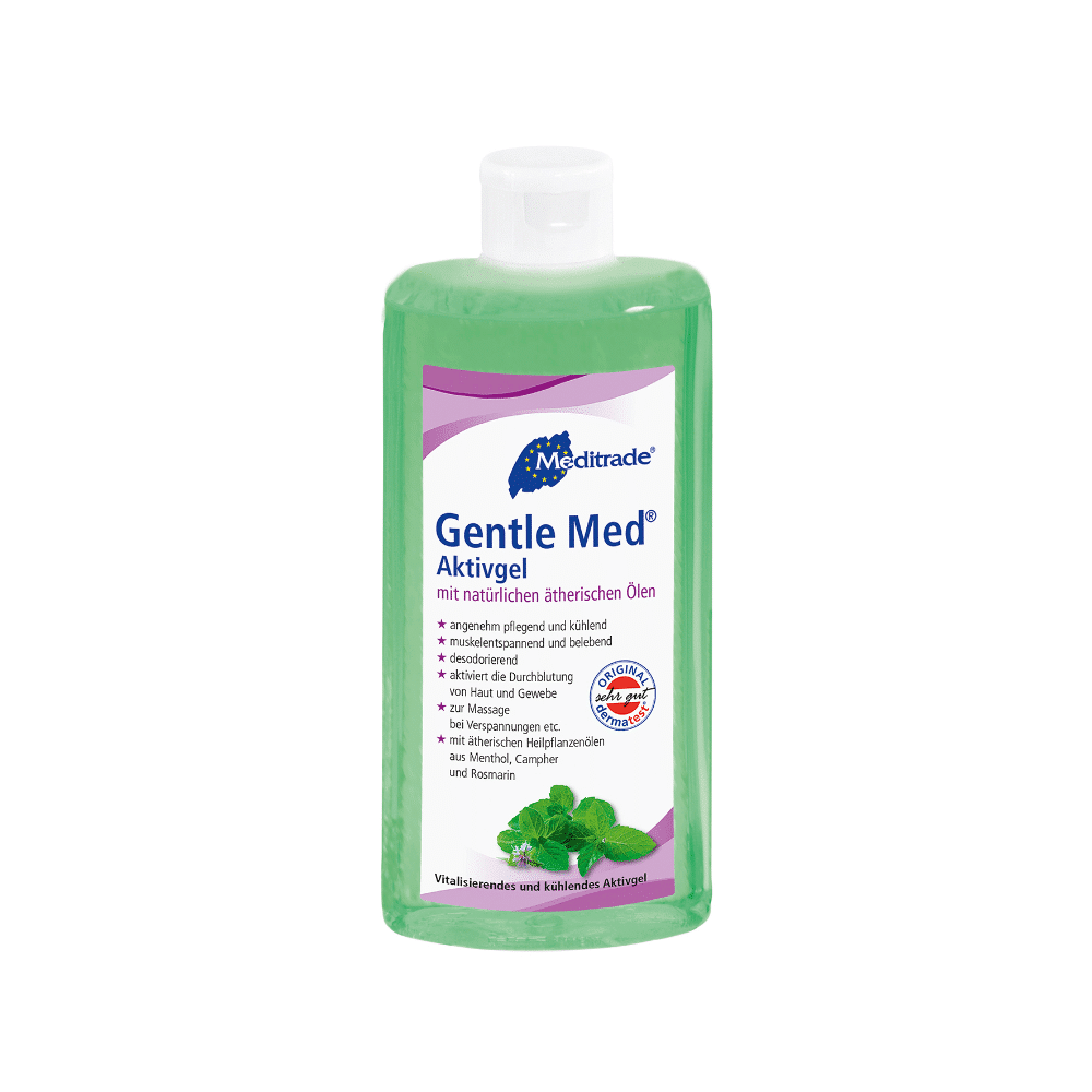 Egy 500 ml-es üveg Meditrade Gentle Med® Aktivgel a Meditrade GmbH-tól, amely hűsítő zöld gélt tartalmaz, természetes illóolajokkal – például mentollal és rozmaringgal – dúsítva. A német nyelvű címkét fehér, felnyitható kupak egészíti ki.