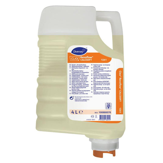 A Diversey Deutschland GmbH & Co. OHG gyártmányú, 4 literes Clax Revoflow Calcsoft 13X1 vízkeménység-csökkentő patron narancssárga címkével, fehér kupakkal és átlátszó részekkel rendelkezik, amelyekben világossárga folyadék látható; az elülső oldalon a termékre vonatkozó információk szerepelnek.