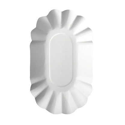 A PAPSTAR GmbH "pure" eldobható fehér ovális tányérja (PAPSTAR 250 tál) FSC-tanúsítvánnyal rendelkezik, hullámos széllel és egyszínű háttéren felülről látható.