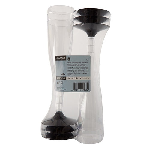 Egy hatos csomag Starpak pezsgőspohár (0,1 l, Ø 5 cm, 17,5 cm, átlátszó) PS-ből fekete aljjal, egymásra rakva és átlátszó csomagolásban termékinformációs címkével ellátva.