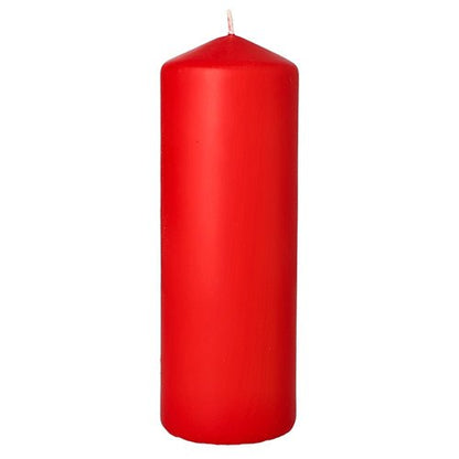 A PAPSTAR Stumpenkerze Ø 70 mm, 200 mm a PAPSTAR GmbH-tól meggyújtatlanul és pirosan áll fehér háttér előtt – ideális stílusos nappali dekorációként.