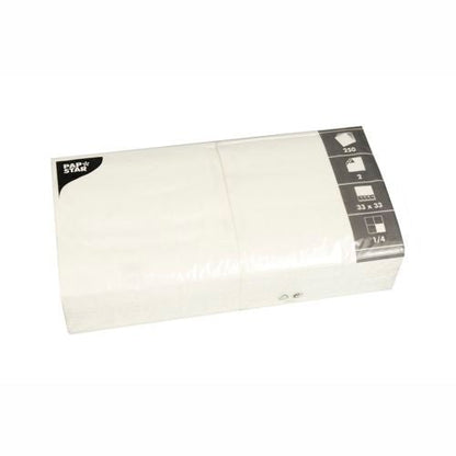 Egy lezárt csomag 250 PAPSTAR 2-rétegű fehér szalvétával (33 x 33 cm, 1/8 hajtás) a PAPSTAR GmbH-tól fekete-fehér címkével – tökéletes egy stílusosan megterített asztalhoz.
