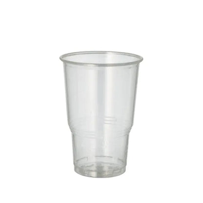 Der PAPSTAR 70 Kaltgetränkebecher, PLA "pure" glasklar mit Schaumrand von PAPSTAR GmbH steht aufrecht vor weißem Hintergrund und betont sein umweltfreundliches Design.