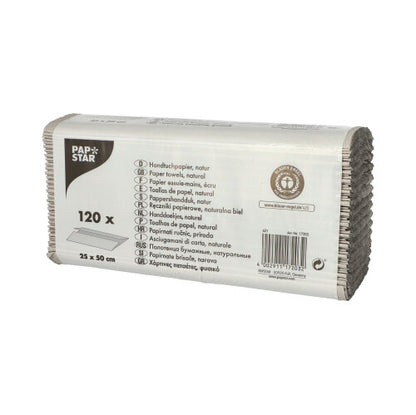 Egy téglalap alakú csomag PAPSTAR C-hajtású kéztörlő papírral, 50x25 cm, természetes, 1-rétegű, 120 lapot tartalmaz 100% újrahasznosított papírból. A csomagoláson termékinformációk és méretek több nyelven vannak feltüntetve. Márka: PAPSTAR GmbH.