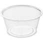 Der Dressingbecher 60 ml von Duni GmbH ist ein transparenter rPET-Behälter (64x64x30 mm) mit breiter Öffnung und glattem Rand, perfekt für die Aufbewahrung von Dressings und Saucen. Wird in Packungen zu 100 Stück geliefert.