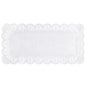 A PAPSTAR csipkepapírok 34x17 cm-es méretben, fehér színben, a PAPSTAR GmbH-tól díszes, csipkeszerű szegéllyel rendelkeznek, amely tökéletesen alkalmas elegáns dekorációhoz. A szállítás praktikus fóliatasakban történik, 250 darab a frissesség és kényelem érdekében.