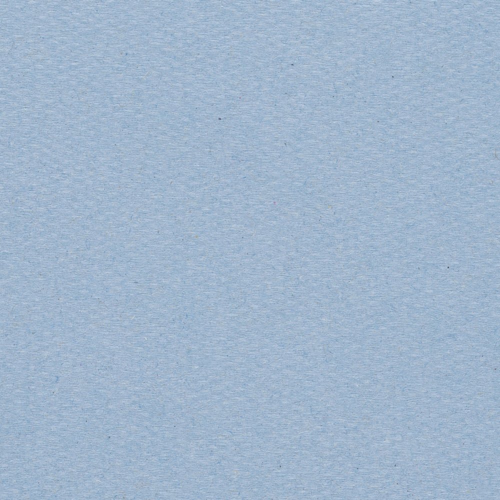 Egy közeli felvétel a strukturált WypAll® L10 papírtörlőről élelmiszerhez és higiéniához (Kimberly-Clark GmbH, 1 rétegű, 46 x 24 cm) finom szálakat mutat - ideális a tisztításhoz és a higiéniai szabványok biztosításához az élelmiszeriparban.