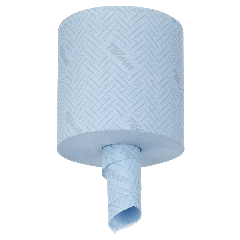 Egy nagy kék WypAll® L10 papírtörlő a Kimberly-Clark GmbH-tól áll függőlegesen, perforáltan és részben középről kihajtva. Ez a középtáplálású tisztítótekercs az élelmiszer- és higiéniai területeken való használatra készült, 6 tekercs x 630 lap dobozonként.