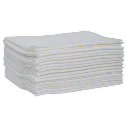 Egy rendesen egymásra rakott WypAll® X60 General Clean negyedbehajtott törlőkendő halom a Kimberly-Clark GmbH-tól (fehér, 12 tasak x 76 törlőkendő/doboz) hatékony tisztítás érdekében téglalap alakban van elrendezve egy egyszínű fehér háttéren.