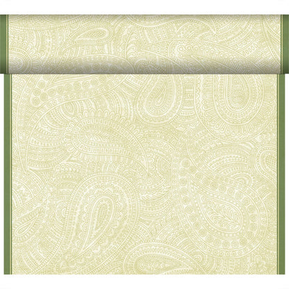 Egy tapétatekercs világoszöld és krémszínű paisley mintával, zöld függőleges szegélyekkel körülvéve, ideális a Duni GmbH Bio-Dunicel Tete-a-Tete asztali futó 0,4x24m kombinálására.