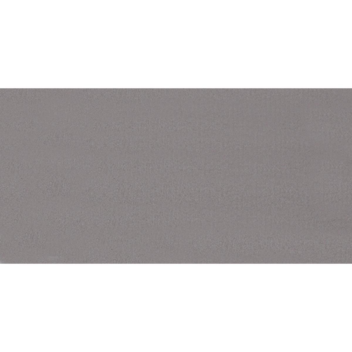 A Duni GmbH Bio-Dunicel középső terítő gránitszürke 84x84 cm egy kiváló minőségű, stabil, téglalap alakú eldobható asztalterítő sima, mintázat nélküli felülettel - környezetbarát választás 20 darabos csomagban.