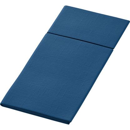 Egy kék háromszor hajtogatott alvómatrac struktúrált felülettel, ideális higiénikus alátétként vagy a Duni GmbH Duniletto-Slim 40x33cm használatához, fehér háttéren.