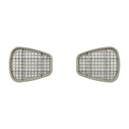 Abgebildet sind zwei identische 3M™ Filterpatronen 6055, A2 Organische Dämpfe von 3M Deutschland GmbH nebeneinander auf weißem Hintergrund, jeweils mit einer rechteckigen, leicht gewölbten hellgrauen Kunststoffgitterabdeckung.