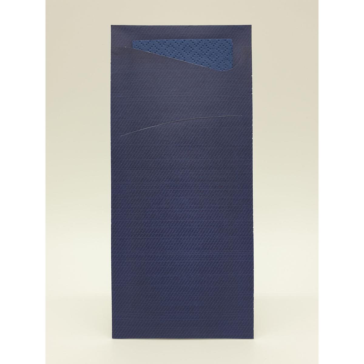 Ein hoher, rechteckiger, dunkelblauer Umschlag der Duni GmbH steht aufrecht vor einem schlichten Hintergrund. Die teilweise geöffnete Klappe gibt den Blick auf ein strukturiertes Innenfutter frei - ideal für die Aufnahme von Sacchetto Zelltuch 190 x 85 mm.