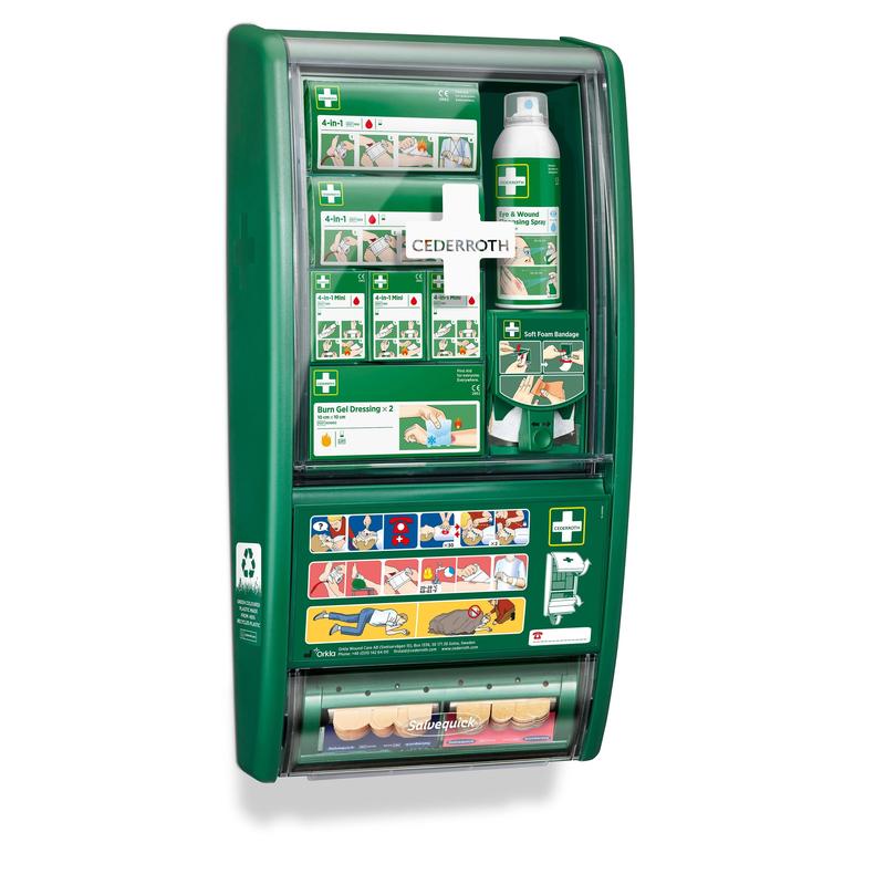 Az Orkla Wound Care AB Cederroth elsősegély-állomása egy falra szerelhető elsősegély-doboz (1 csomag), amely sebtapaszokat, kötszereket, égési gélt, permetező palackot és illusztrált vészhelyzeti útmutatót tartalmaz.