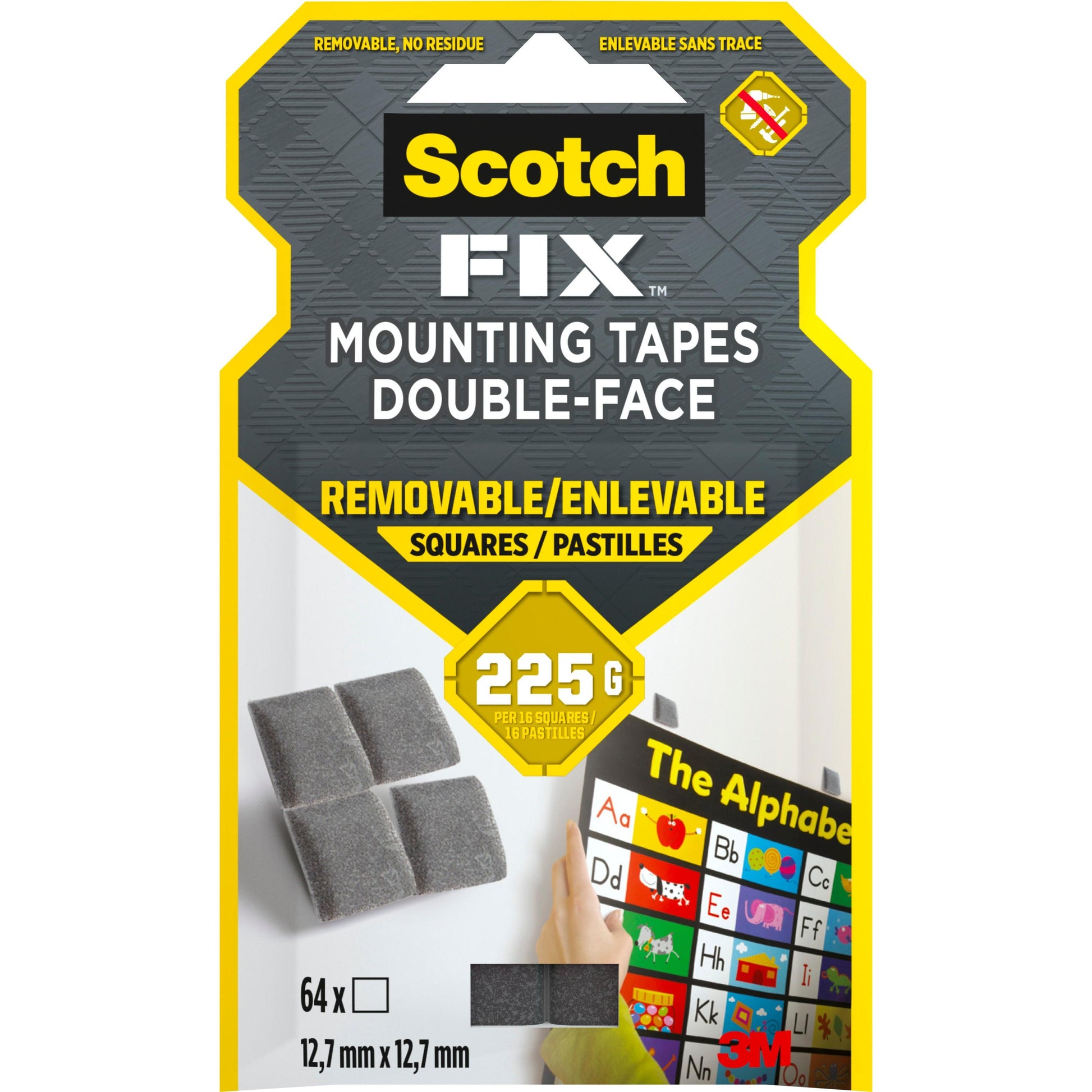 Die Verpackung für 3M Scotch-FIX™ Removable Mounting Squares 108-ST64-P, 12,7x12,7mm, 64 Stück/Packung, zeigt vier graue Quadrate und einen Teil eines Alphabet-Posters. Text in Englisch und Französisch. Marke: 3M Deutschland GmbH.