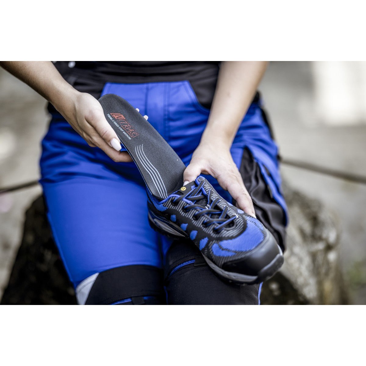 NITRAS ERGO STEP MEDIUM, félig ortopéd talpbetét, fekete/kék