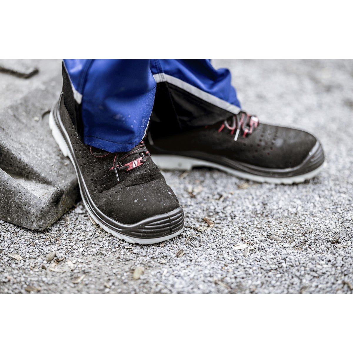 NITRAS MICRO STEP, S1P biztonsági cipő, fekete