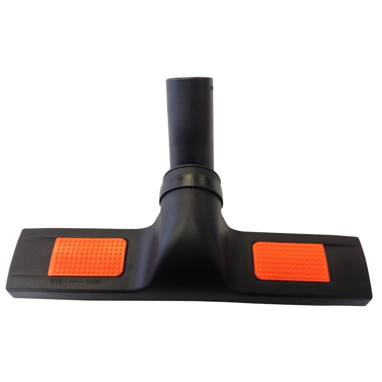 A Diversey Deutschland GmbH & Co. OHG 300 mm-es padlófúvókája a TASKI Steamerhez 300 mm-es munkaszélességgel, elöl két narancssárga párnával bemutatva, alkalmas professzionális tisztításra; Szállítás: 1 darab.