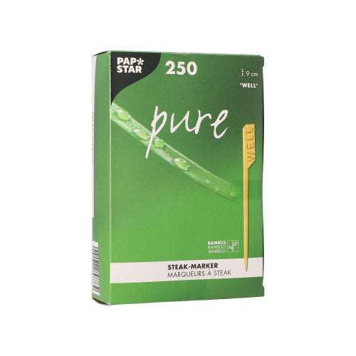 Egy zöld doboz a PAPSTAR GmbH-tól, rajta a „PAPSTAR 250 Steak-Marker 9 cm” felirattal, 250 bambuszból készült steak-markert tartalmaz. A csomagolás egy „WELL” feliratú markert mutat, és angol és francia szöveget tartalmaz – ideális éttermi konyhák számára.