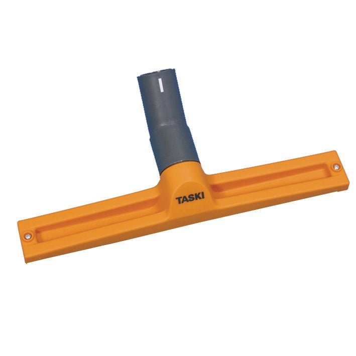 Egy 37 cm hosszú porfúvóka a Diversey Deutschland GmbH & Co. OHG-tól, amelyet a hatékony padlótisztításra fejlesztettek ki, fehér háttéren látható. Csomagolás: 1 darab.