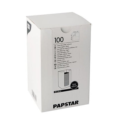 Egy fehér doboz, rajta a felirat „PAPSTAR 100 szalvéta, 2 rétegű „PUNTO” 1/4-hajtású 20 cm x 20 cm” a PAPSTAR GmbH-tól, tartalmaz papírszalvétákat termékinformációkkal, egy PUNTO-design logóval és egy a dobozra nyomtatott nyitási diagrammal.
