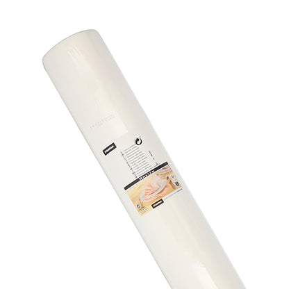 A szövethez hasonló Starpak asztalterítő (Airlaid 20 m x 1,2 m) lenyűgöz szövethez hasonló megjelenésével és prémium érzetet közvetít; a címke termékrészleteket és egy képet mutat kezekről, amelyek tésztával dolgoznak.