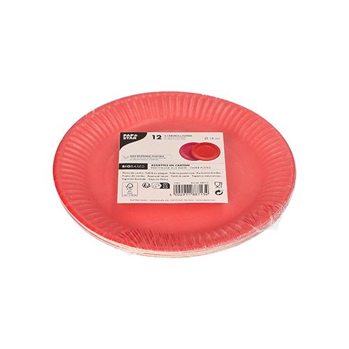 A képen egy csomag tizenkét PAPSTAR 12 tányér látható, kör alakú papír, Ø 18 cm, színesen válogatva a PAPSTAR GmbH-tól, átlátszó műanyagba csomagolva, közepén fehér címkével, amelyen termékinformációk, szimbólumok és vonalkód található.