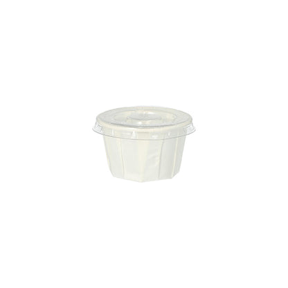 A Starpak 125 dressingpohárhoz való fedél egy átlátszó, kerek PET fedél (Ø 5,9 cm, 0,7 cm) fűszerpoharakhoz. Optimális átláthatóság érdekében fehér háttéren ábrázolva. A csomag 125 darabot tartalmaz.