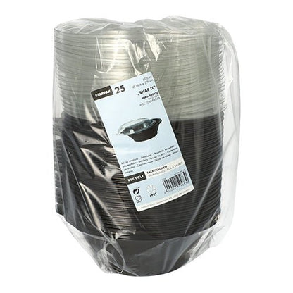 Egy csomag 25 fekete Starpak „Snap It” salátástál (PET, 600 ml, Ø16,6 cm, 5,9 cm) átlátszó R-PET fedéllel, műanyag fóliába csomagolva, fehér címkével az elején, termék részletekkel és vonalkóddal ellátva.