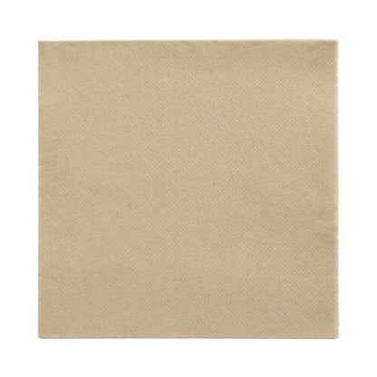 Egy PAPSTAR 150 „DAILY Collection“ 1/4 hajtású (32 x 32 cm) szalvéta a PAPSTAR GmbH-tól laposan egy fehér háttérre helyezve – ideális a mindennapi használatra.