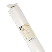 Egy PAPSTAR GmbH ROYAL Collection asztalterítő tekercs, textilszerű, PV-Tissue Mix (20 m x 1,18 m) bézs címkével, termék részletekkel és használati utasításokkal, fehér háttér előtt fényképezve.