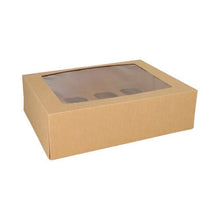 A PAPSTAR 25 darabos, 10 cm-es, szögletes cupcake doboz barna kartonból készült, és a PAPSTAR GmbH átlátszó PLA ablakával rendelkezik, fehér háttéren zárva áll.