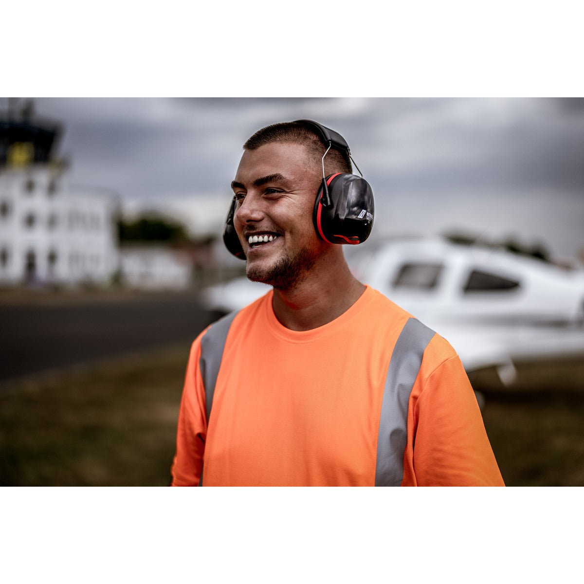 NITRAS MUTE DEFENDER PRO, fülvédő, fekete / piros, EN 352-1 műanyag | Csomag (1 db)