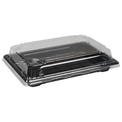 Az Abena Re-Seller GmbH Sushi-to-go Kombi-Pack egy fekete, téglalap alakú műanyag tálca átlátszó fedéllel, ideális friss sushi vagy más ételek csomagolására és bemutatására elvitelre.