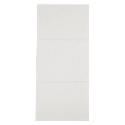 Ein ungefaltetes rechteckiges Einmal-Handtuch, Airlaid, Weiß der Abena Re-Seller GmbH liegt flach auf einer ebenen Fläche mit sichtbaren Falzknicken.