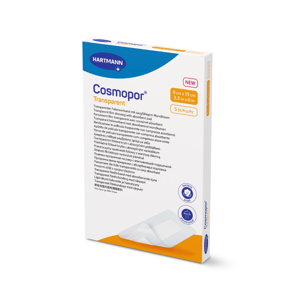 A képen egy téglalap alakú doboz látható a Paul Hartmann AG Cosmopor Transparent Steril kötszereivel, amelyek kiemelik hipoallergén, antibakteriális és vízálló tulajdonságaikat. A doboz 9 cm x 15 cm (3,5 hüvelyk x 6 hüvelyk) méretű sebfedőket tartalmaz, mindegyik öt darabbal.