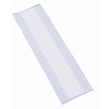 A TASKI flortex V3 portörlő kendő a Diversey Deutschland GmbH & Co. OHG-tól egy téglalap alakú fehér felmosó, világoskék szegélyekkel, kiváló minőségű anyagból - tökéletes az alapos felülettisztításhoz.