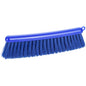 Der MEHLBESEN, ø 0,25MM WEICH 290X30X55MM von Haug Bürsten KG ist ein blauer Kunststoffbesen mit weichen Borsten und einer Aufhängeschlaufe, ideal für die Reinigung von Arbeitsflächen; isoliert dargestellt auf weißem Hintergrund.