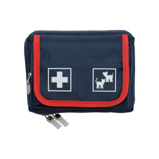 Die Holthaus Medical Pet Care Verbandtasche von Holthaus Medical GmbH & Co. KG ist marineblau mit rotem Rand, verziert mit einem weißen Kreuz und Katzen-/Hundesymbolen. Sie verfügt über einen Doppelreißverschluss für einfachen Zugriff und beinhaltet bedarfsgerechten Inhalt.