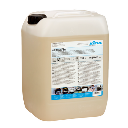 Egy nagy, átlátszó műanyag tartály fekete fedéllel, folyadékkal töltve. A címkén a "Kiehl ARCANDIS-Eco Kíméletes, nagy teljesítményű pohár- és edénymosószer" felirat szerepel a Johannes Kiehl KG-tól. Kapacitás: 20 liter.