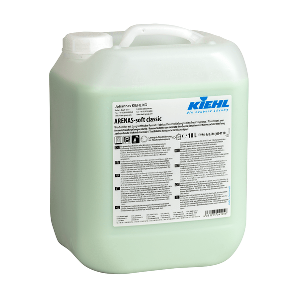 Egy 10 literes áttetsző műanyag tartály Kiehl ARENAS-soft öblítővel a Johannes Kiehl KG-tól, fehér fogantyúval, részletes címkével, látható világoszöld folyadékkal és hosszantartó frissesség formulával a tartós frissességért és puha ruhákért.