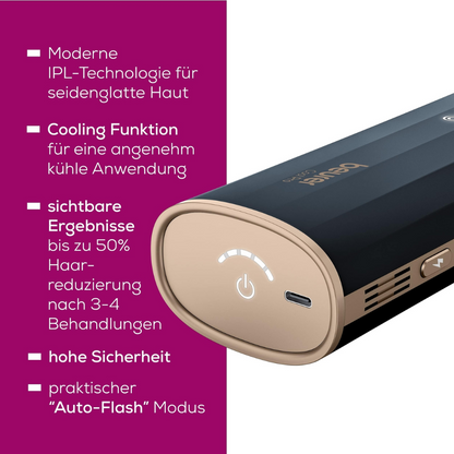 Közelkép a Beurer IPL szőrtelenítő készülékről IPL 7800 COOL PRO a Beurer GmbH-tól fekete és arany színben. A készülék egy olyan perspektívából látható, amely kiemeli a bekapcsológombot, a hűtési funkciót és az „Auto-Flash” módot. Német szöveg a készülék körül leírja a modern IPL fénytechnológiáját és előnyeit.