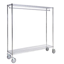 Der Novocal Kittelständer aus Präzisionsstahl, vernickelt und hochglanzverchromt, bietet auf vier Rollen eine horizontale Hängestange und ein Drahtfach, ideal für mobile Kleideraufbewahrung in medizinischen Einrichtungen.