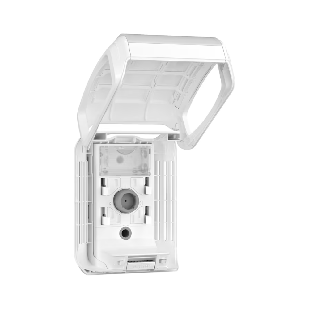 Egy Tork 256010 folyamatos légfrissítő adagoló, amelyet a TORK – Essity Professional Hygiene Germany GmbH tervezett, fehér háttér előtt áll. Ez a külső aljzat egyetlen aljzattal és egy átlátszó fedelű nyitott védőburkolattal rendelkezik, hogy biztosítsa a biztonságot kitettségi környezetekben, és zökkenőmentesen integrálható folyamatos légfrissítő rendszerekbe.