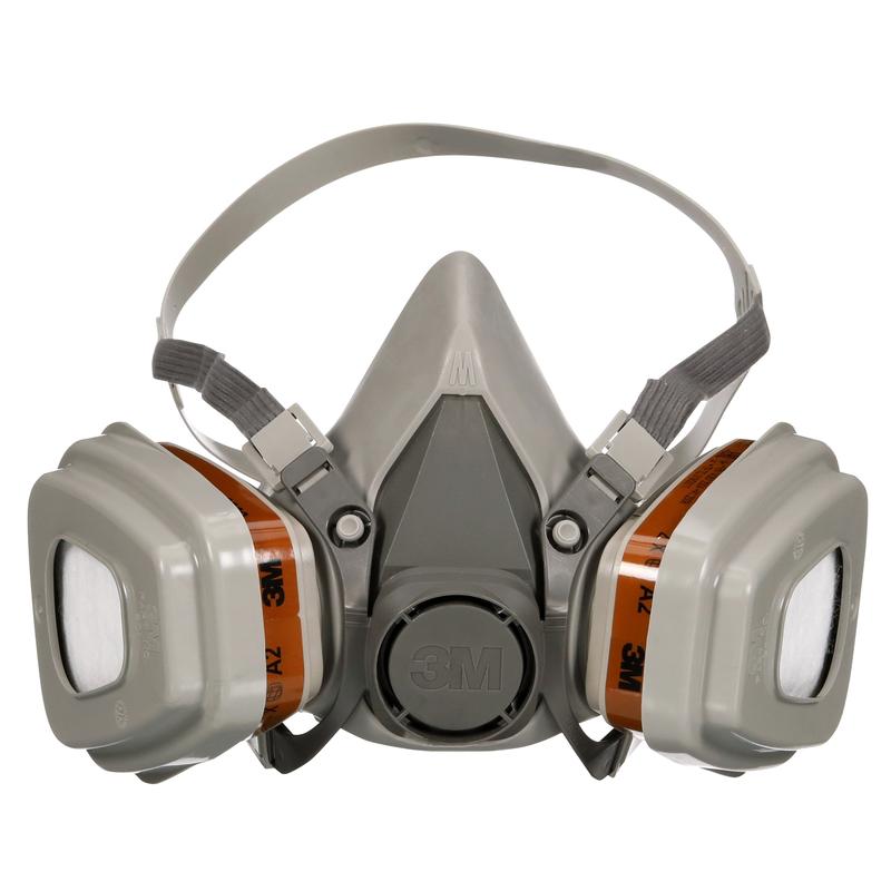 A 3M™ 6002KIT-1 légzőmaszk a 3M Deutschland GmbH-tól A2P2 szűrőkkel szerves gőzök ellen és állítható pántokkal szürke színben van ábrázolva, 1 darabos csomagként szállítva cserélhető szűrőkkel.