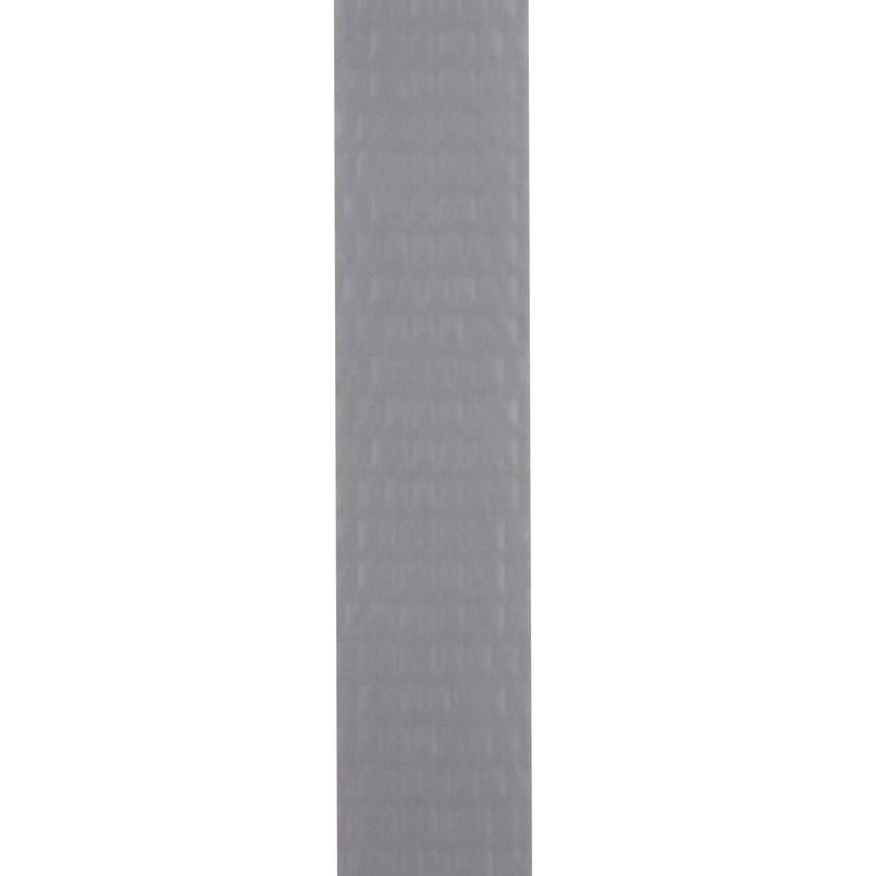 A képen egy függőleges csík Scotch® Extremium™ Universal ragasztószalag (3 m x 19 mm) látható a 3M Deutschland GmbH-tól, enyhén strukturált, matt szürke felülettel fehér háttéren.